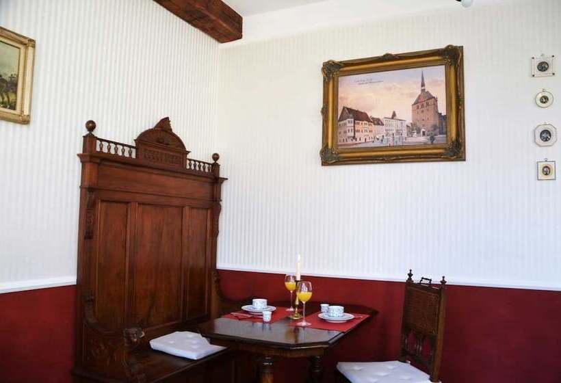 بنسيون & Café Mohrenbrunnen