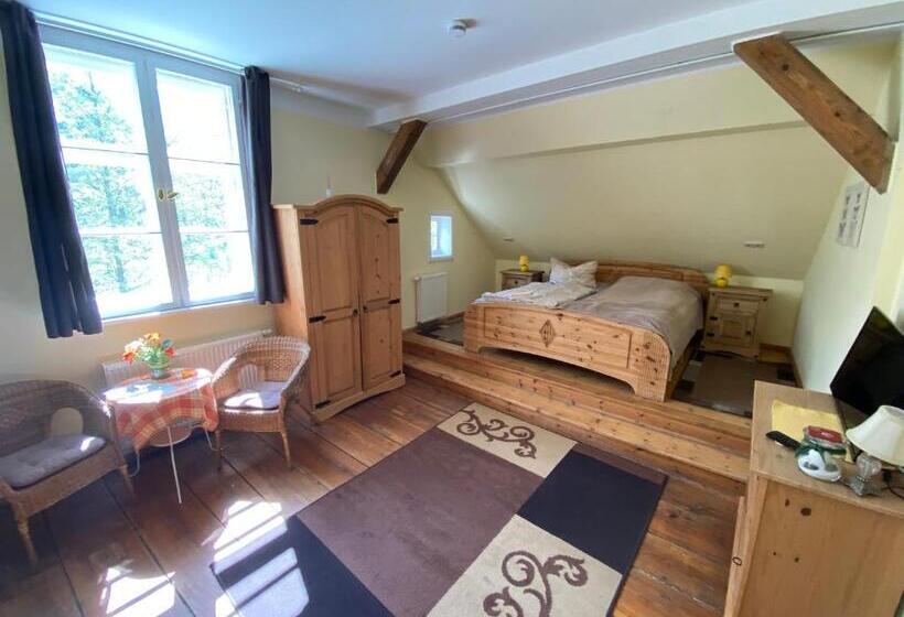 Пансион Museumsherberge Glashütte