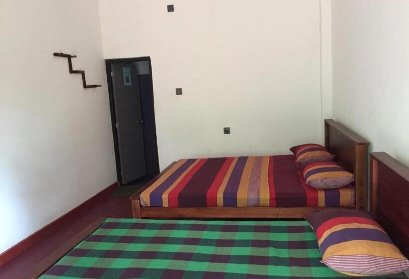 פנסיון Punkalasa Tourist Lodge