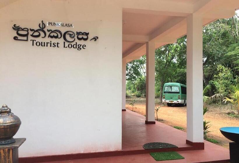 פנסיון Punkalasa Tourist Lodge