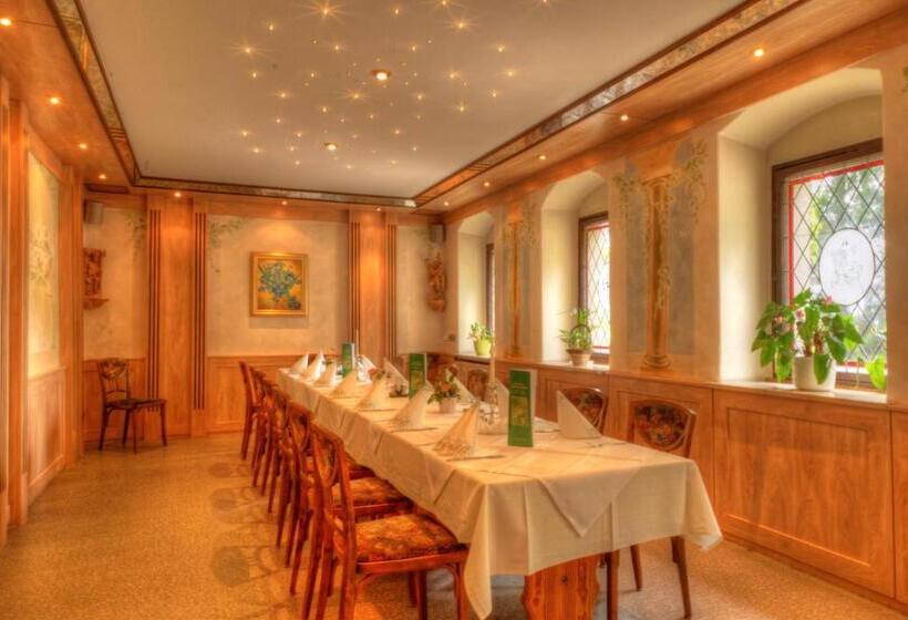 ペンション Räuberschänke