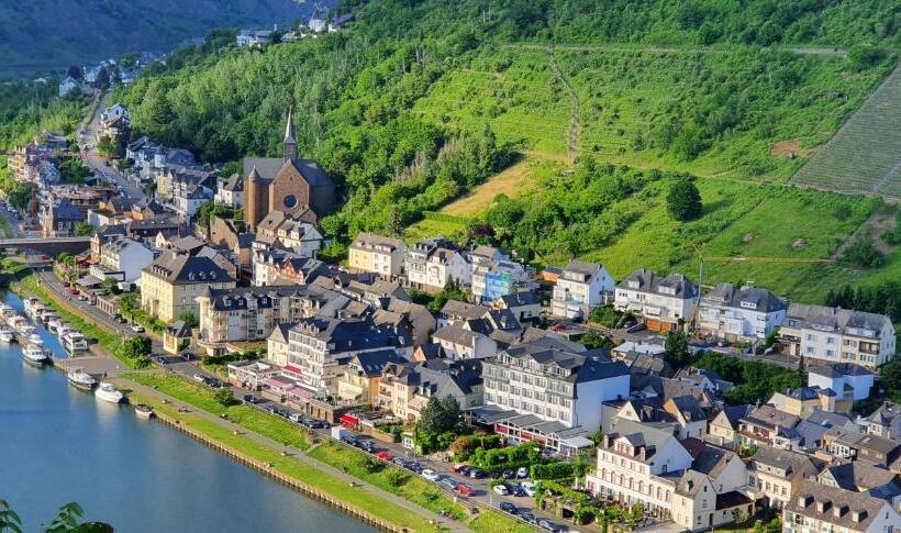 Pension Regina/gräfenhaus