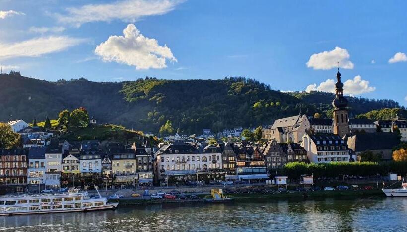 Pension Regina/gräfenhaus