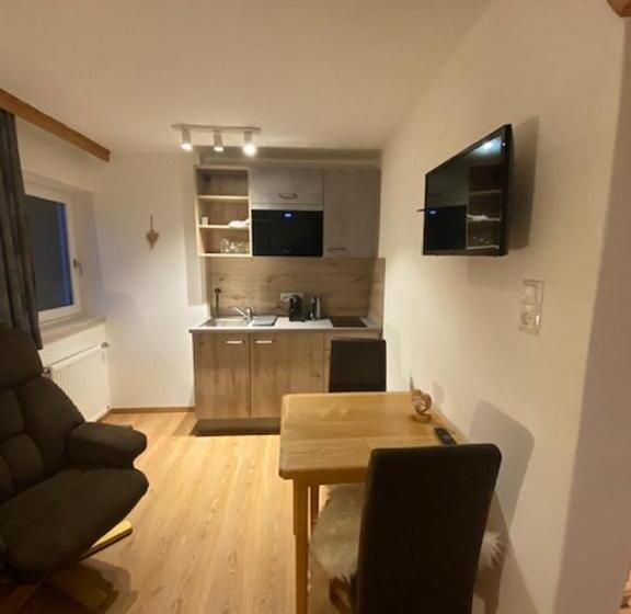 بنسيون Alpenappartements Schwalbennestl