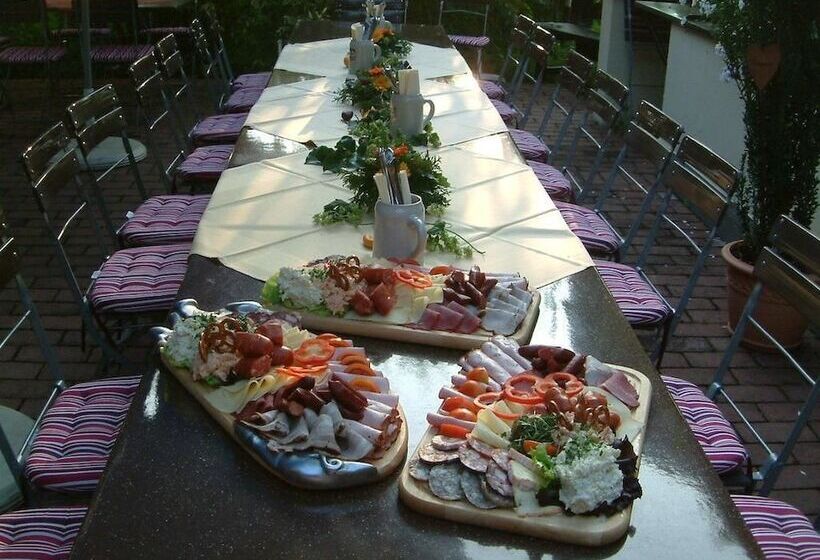 Pension St. Georg Mit Moststüberl