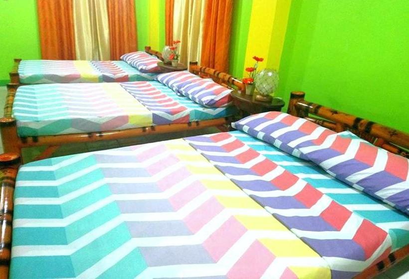 הוסטל Prosperity Inn