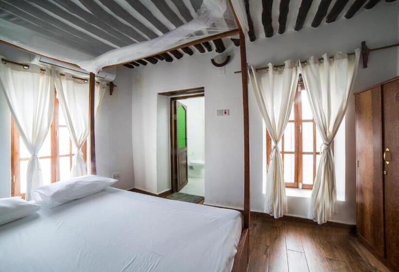 旅馆 Stone Town House