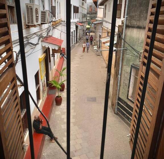 旅馆 Stone Town House