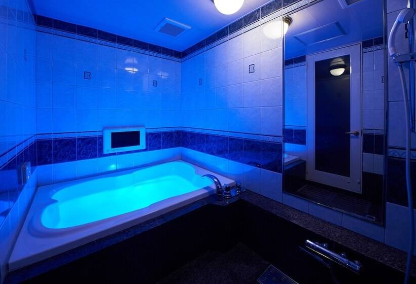 בית מלון כפרי Aqua Blue Yokosuka