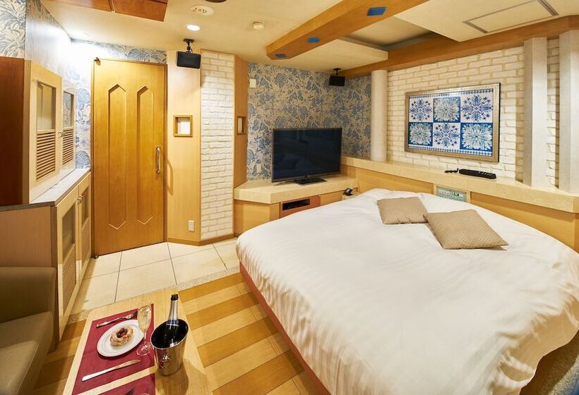 בית מלון כפרי Aqua Blue Yokosuka