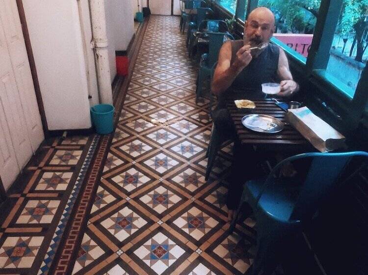 Carlton Hotel Mumbai   Behind Taj Mahal Palace Colaba Mumbai