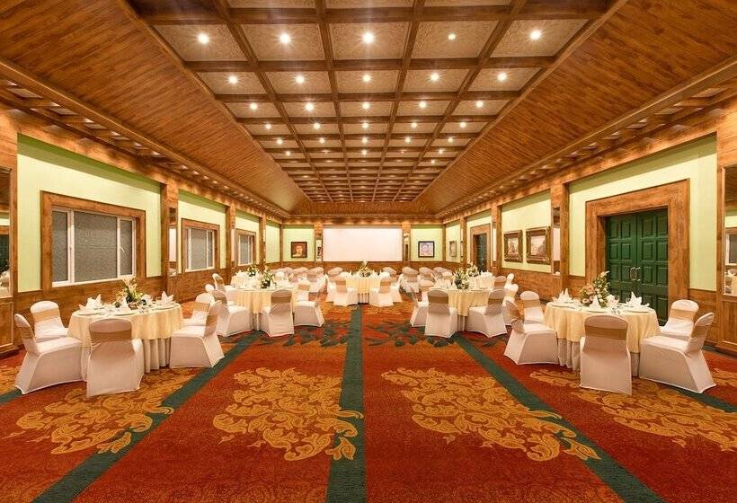 호텔 Mayfair Himalayan Spa Resort