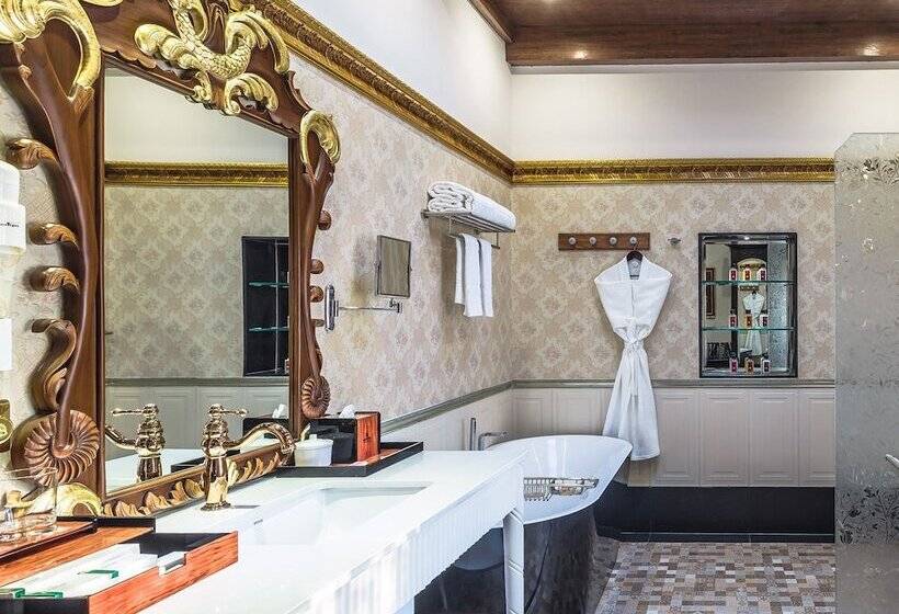 호텔 Mayfair Himalayan Spa Resort