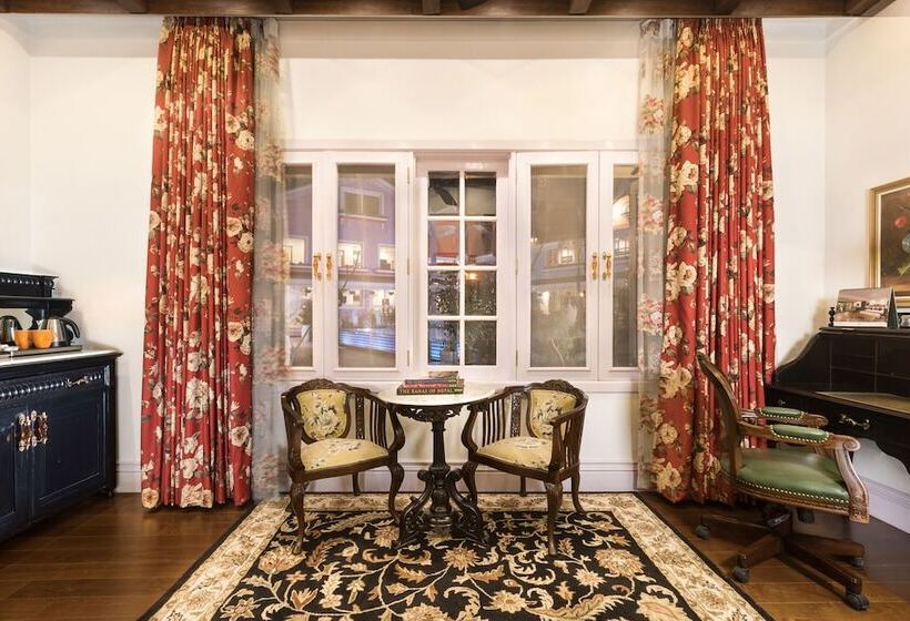 호텔 Mayfair Himalayan Spa Resort