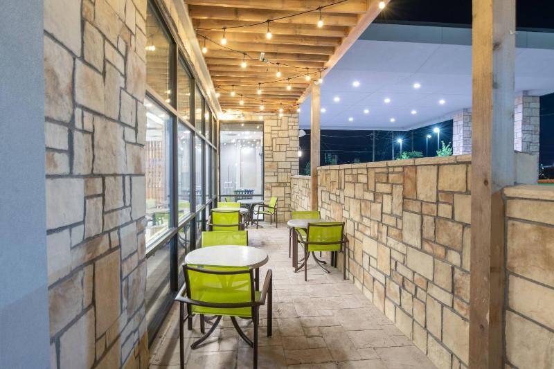בית מלון כפרי Springhill Suites By Marriott Dallas Mckinney