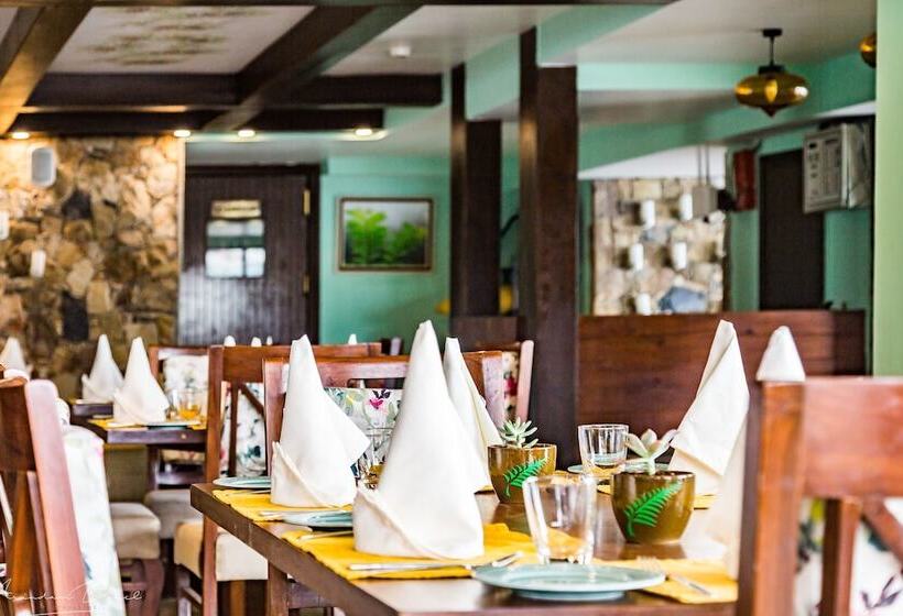 ホテル The Fern Brentwood Resort, Mussoorie