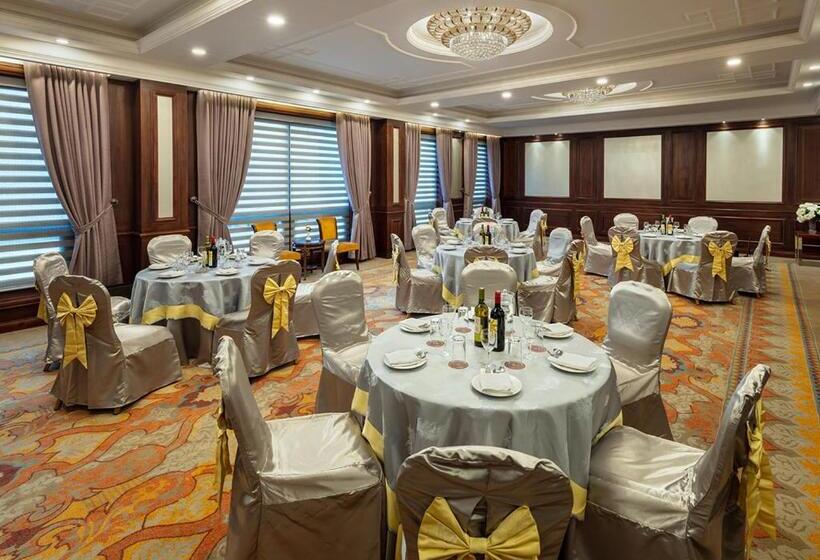 Hotel The Indus Valley