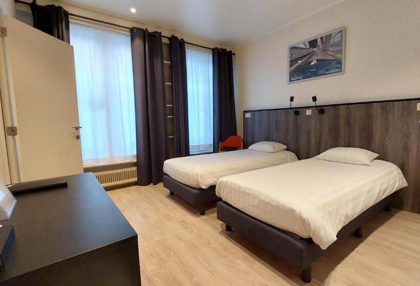 פנסיון Albert   Rooms