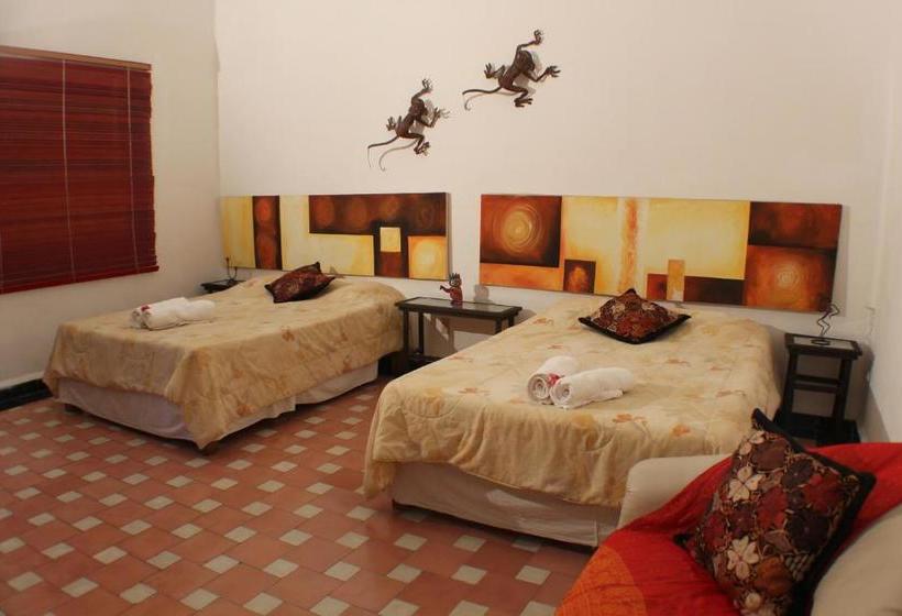 Пансион Casa Madero Rooms