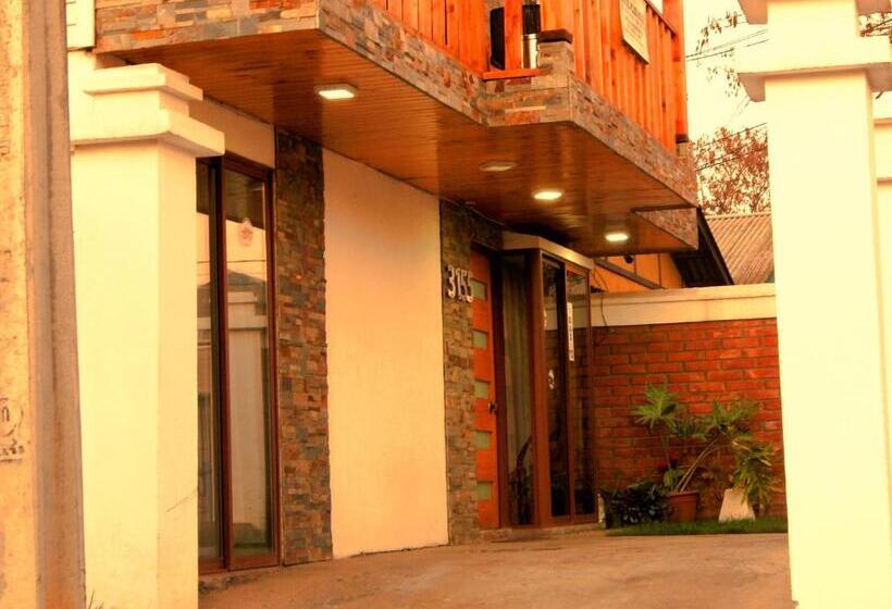 Pension Hostal Plaza Maule