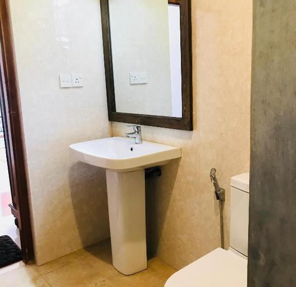 פנסיון Neli Guests House