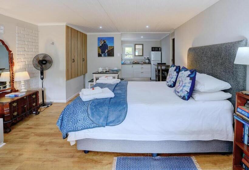 پانسیون Riverview