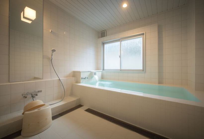 بنسيون Yumori Onsen Hostel