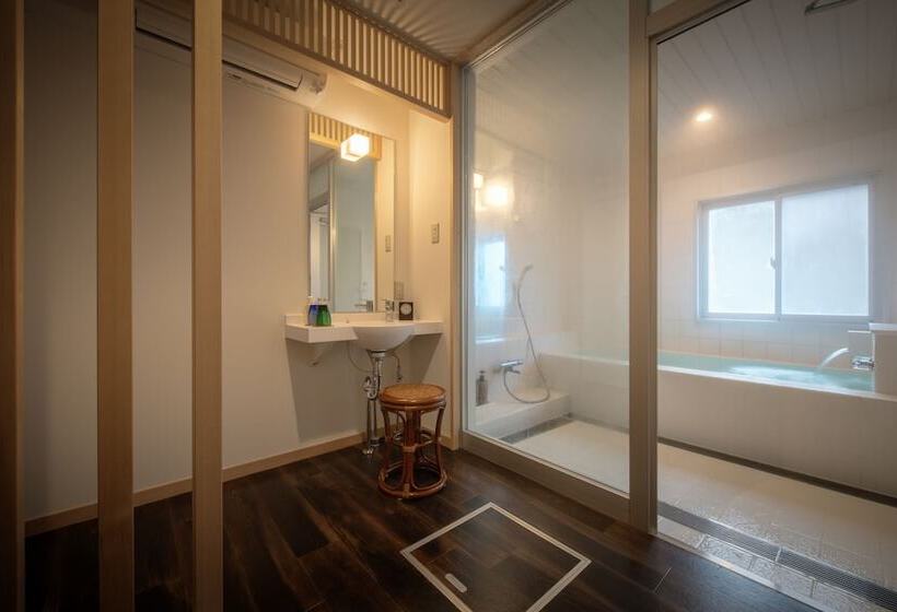 פנסיון Yumori Onsen Hostel