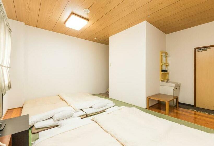 فندق Isesaki East