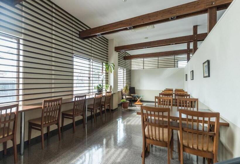 فندق Isesaki East