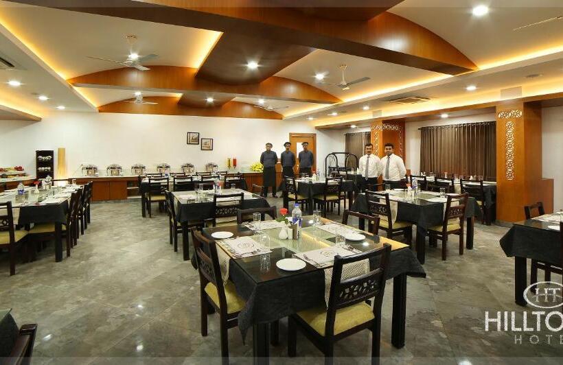 Отель Kgees Hill Town