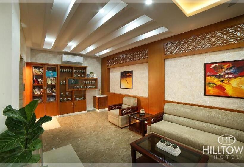 Отель Kgees Hill Town