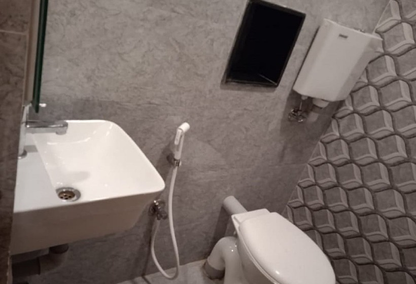 호텔 Nestlay Rooms Ambattur