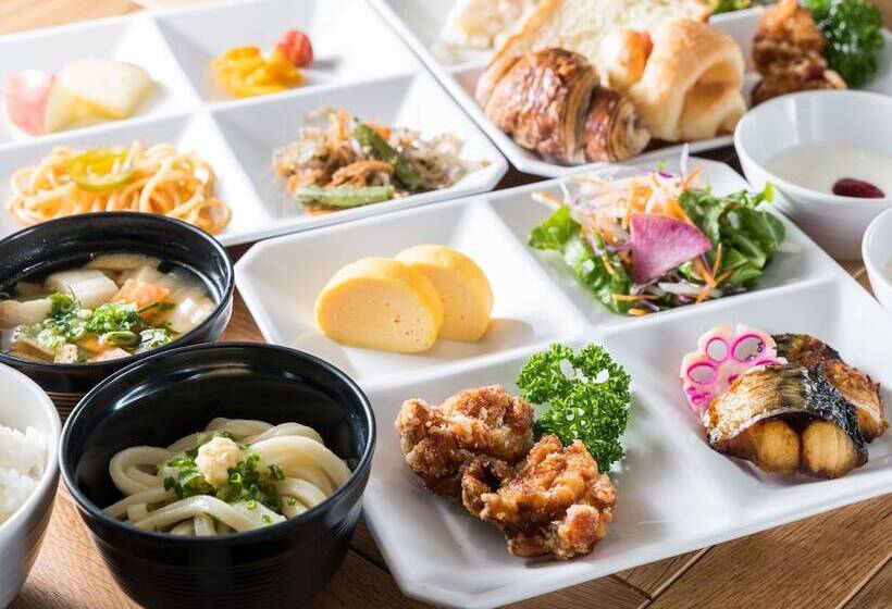 Super Hotel Takamatsu Tamachi