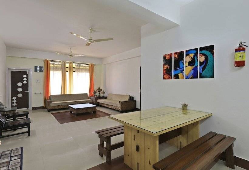 Отель Treebo Umal Homestay Ganeshguri