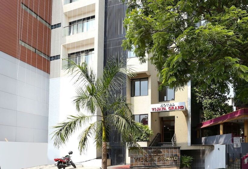 Hotel Treebo Trend Vijaya Grand