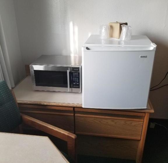 Oregon Trail Motel And Restaurant