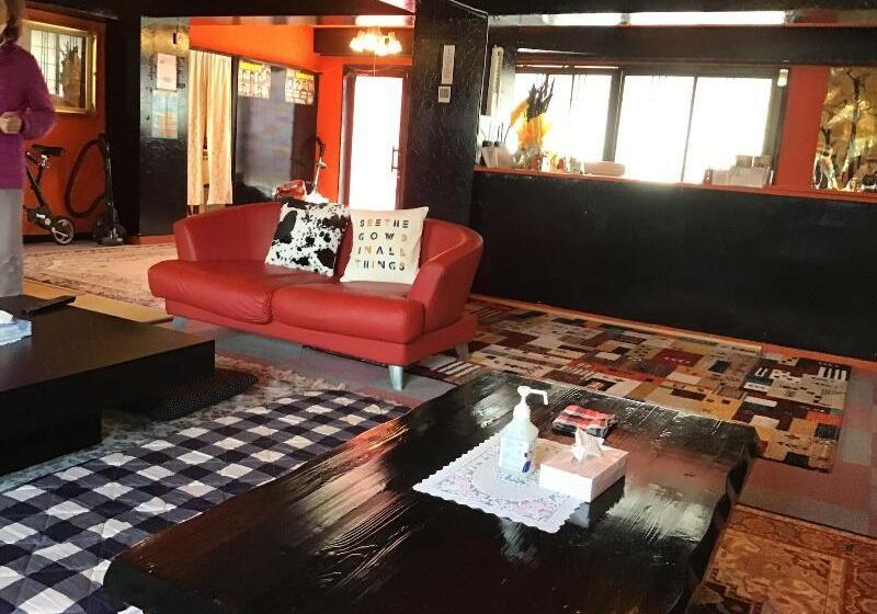 بنسيون Airport Osaka