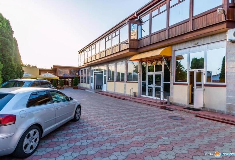 Пансион Anomis