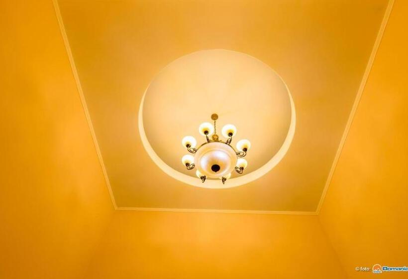 Пансион Anomis