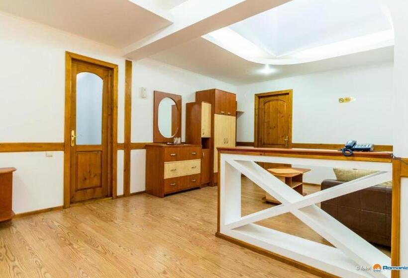 Пансион Anomis