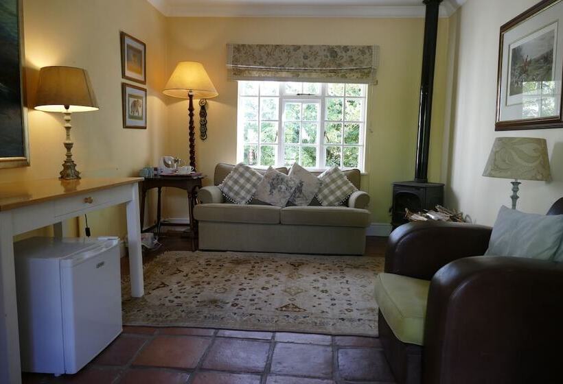 بنسيون High Hopes