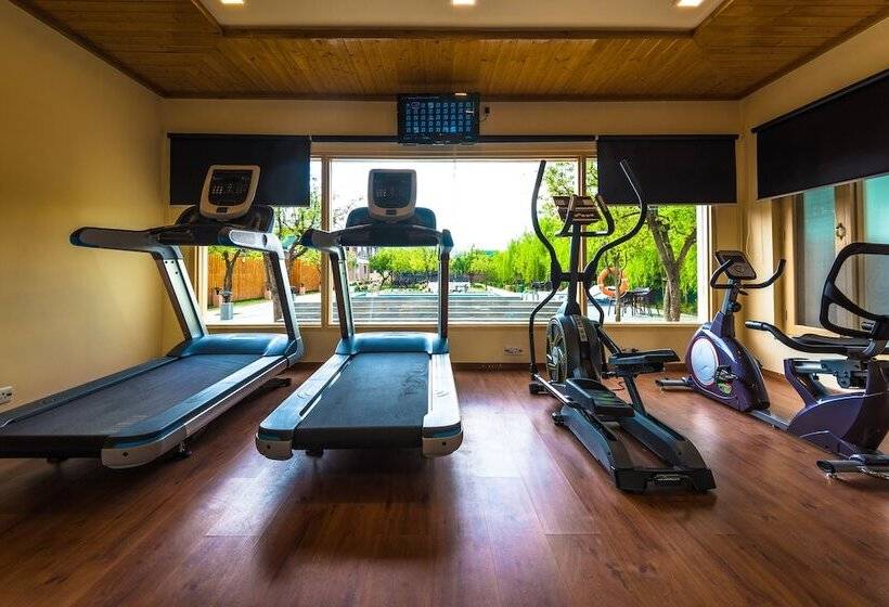 Resort The Orchard Retreat & Spa