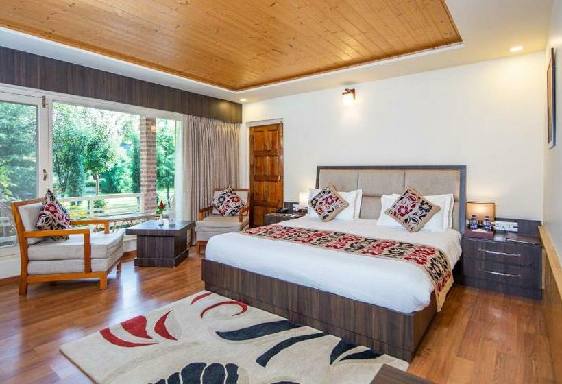 Resort The Orchard Retreat & Spa