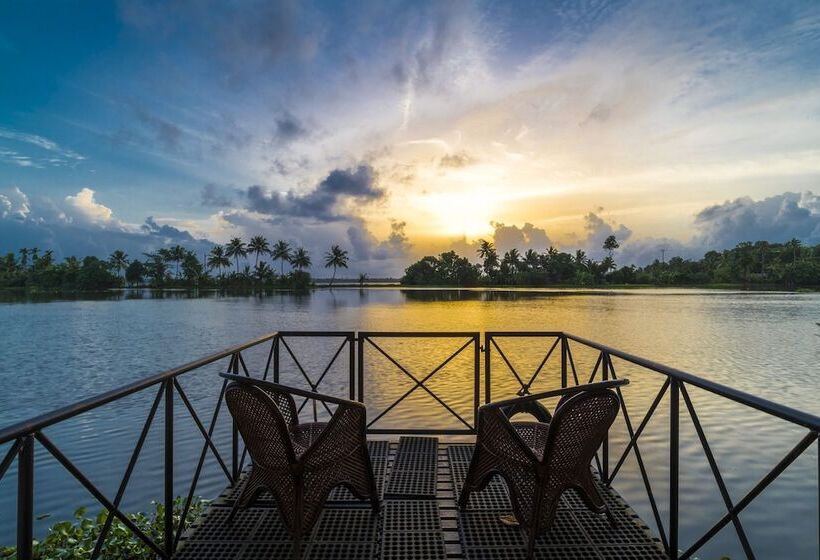 استراحتگاه Warmth Lake Haven