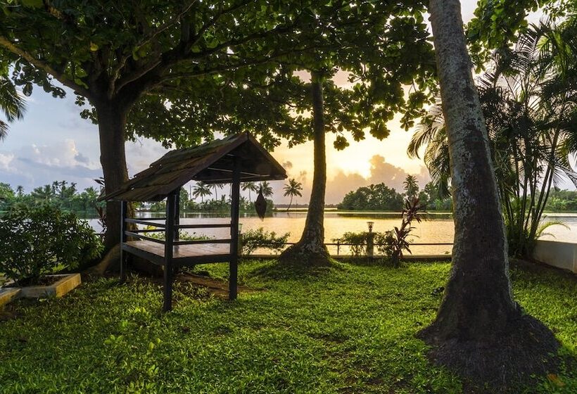 استراحتگاه Warmth Lake Haven