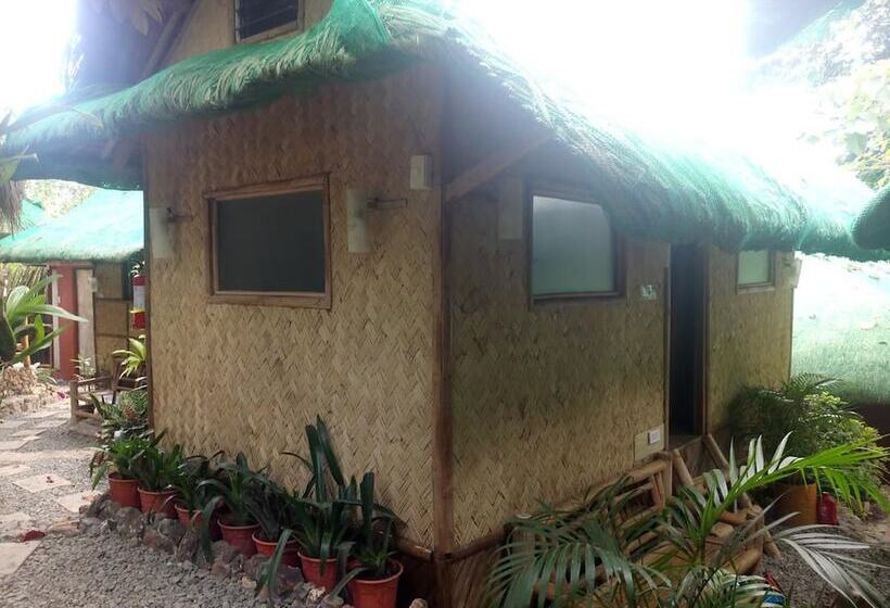 Общежитие Bahay Kawayan Backpackers Inn