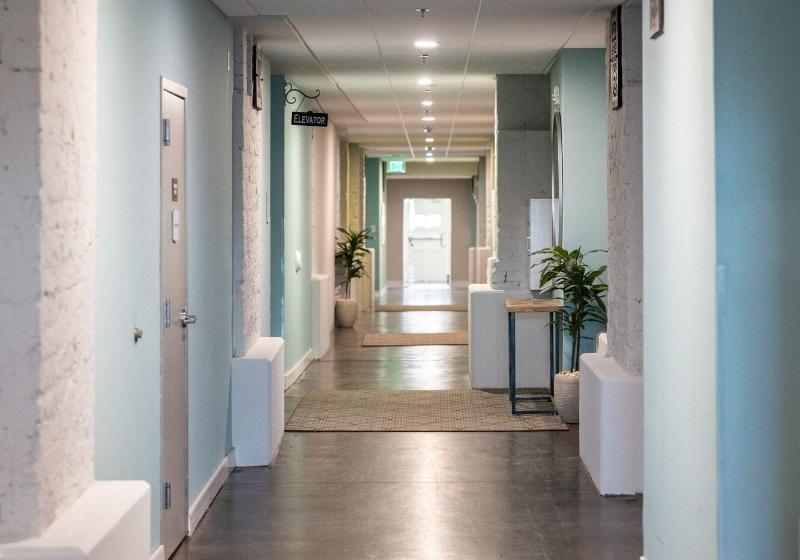 فندق صغير The Blackburn Inn And Conference Center