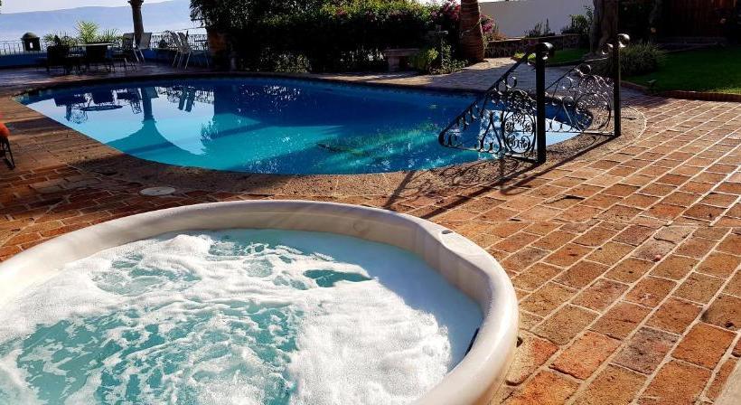 مبيت وإفطار Villa Del Angel