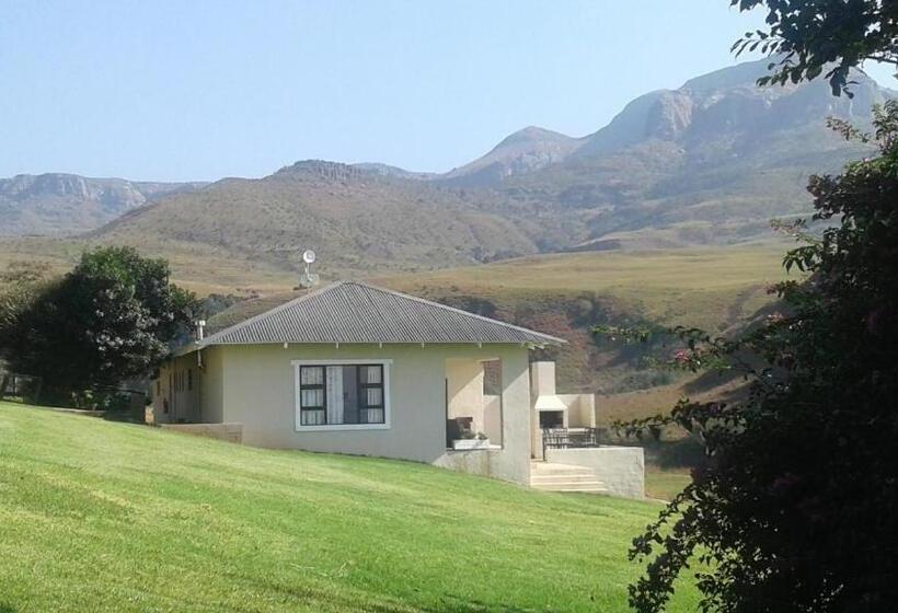 בית מלון כפרי Ledges Retreat